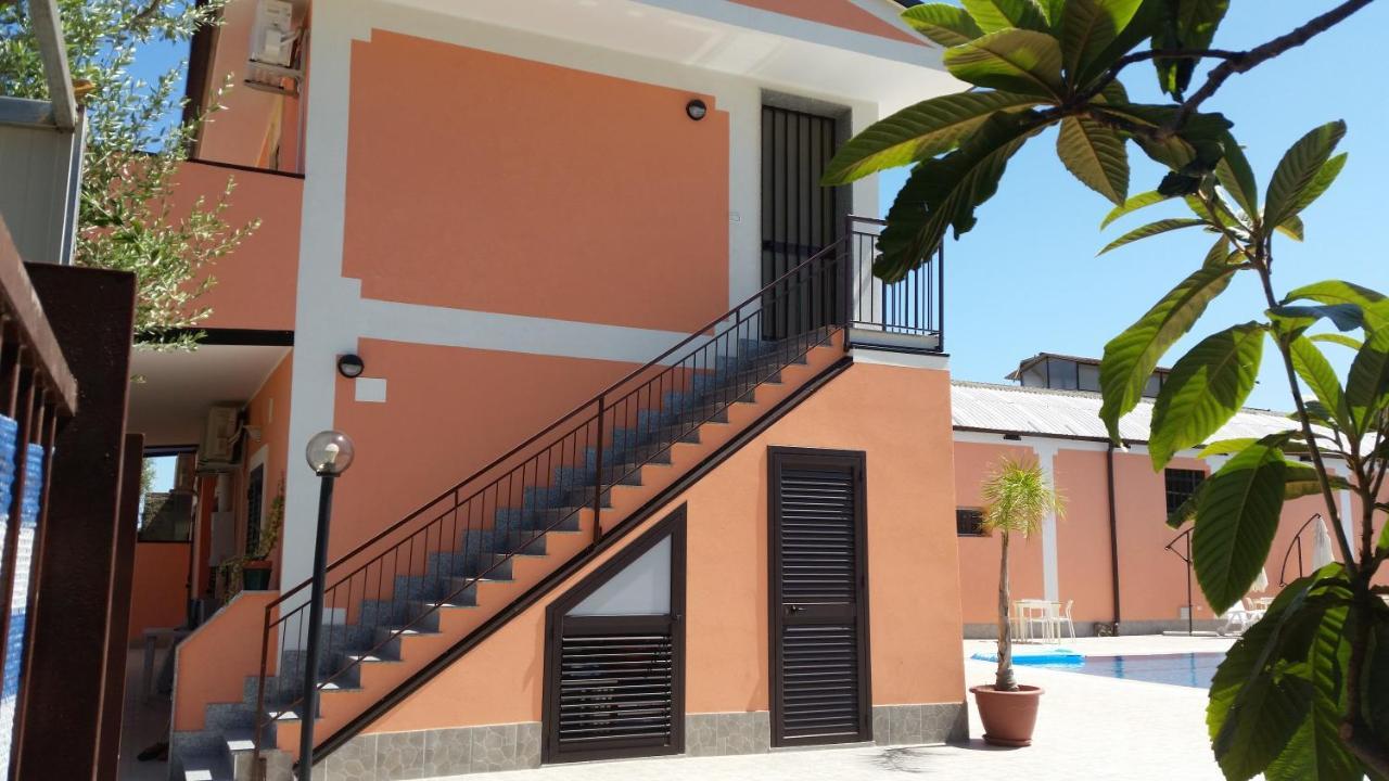 Due Delfini Bed & Breakfast Syracuse